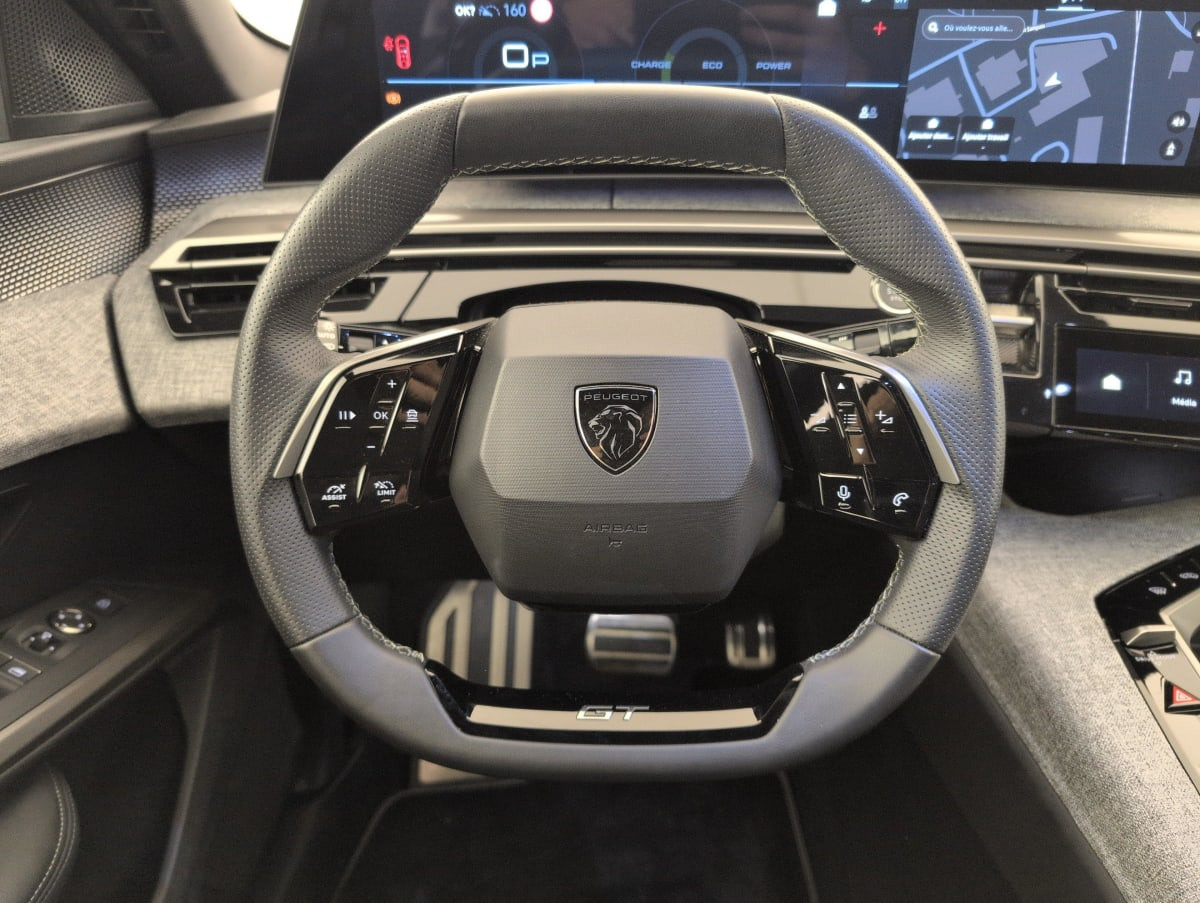 Vente en ligne Peugeot 3008 Hybrid 145 e-DCS6 GT au prix de 28 510 €