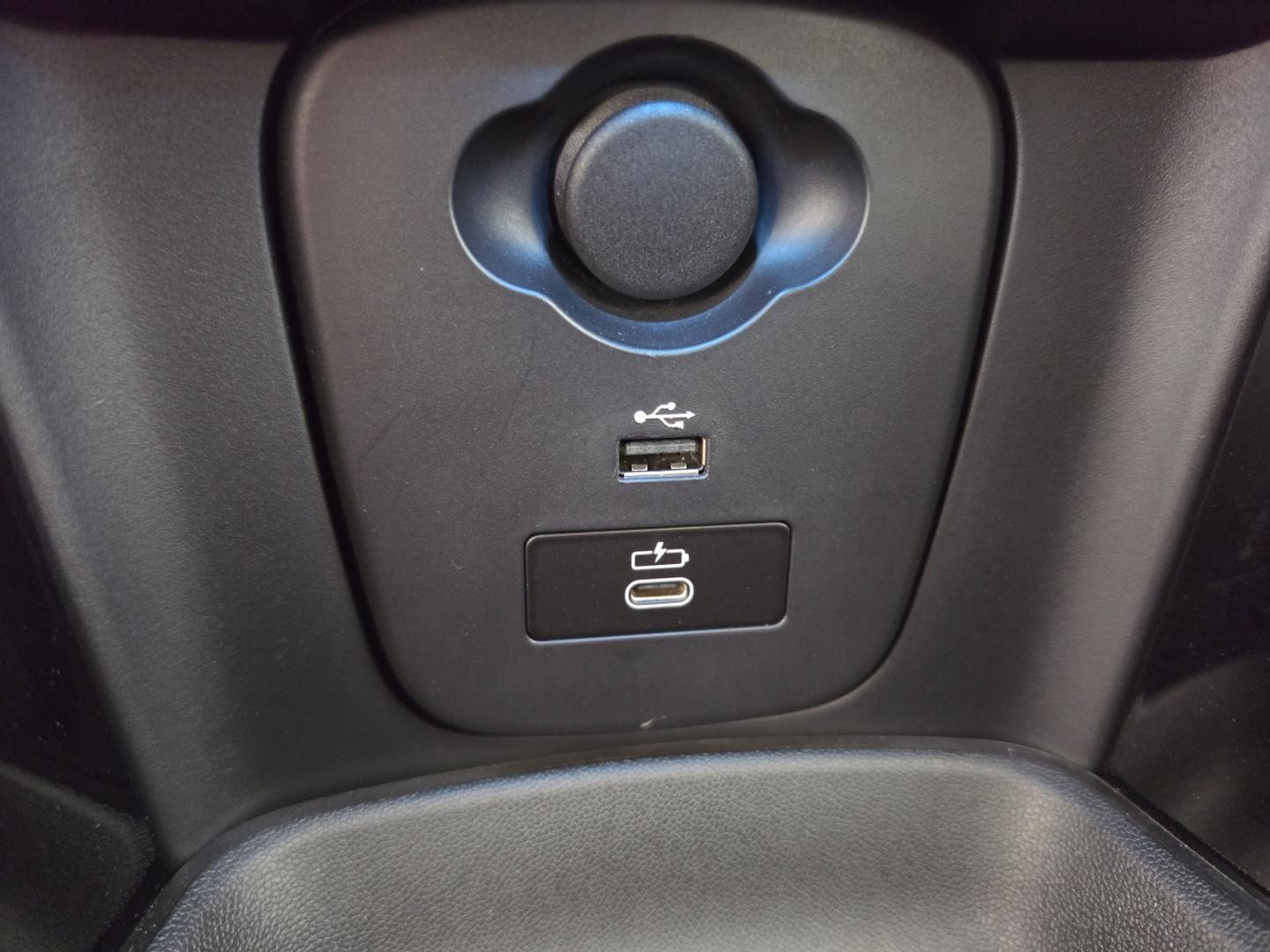 Vente en ligne Mini Mini Cooper SE 184ch Edition Premium Plus BVA 5CV au prix de 22 990 €
