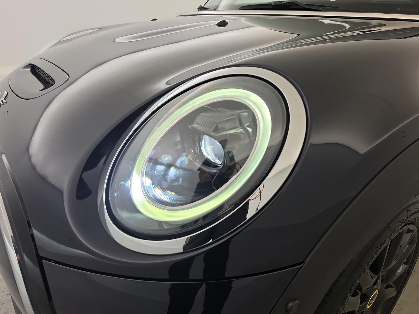 Vente en ligne Mini Mini Cooper SE 184ch Edition Premium Plus BVA 5CV au prix de 22 990 €