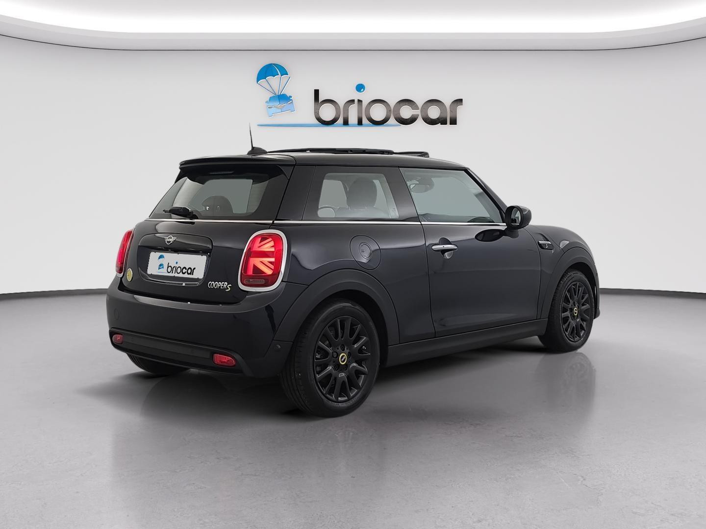 Vente en ligne Mini Mini Cooper SE 184ch Edition Premium Plus BVA 5CV au prix de 22 990 €