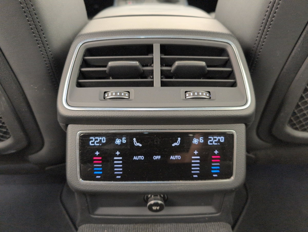 Vente en ligne Audi A6 Avant 40 TDI 204 ch S tronic 7 Business Executive au prix de 31 600 €