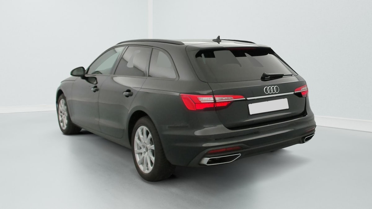Vente en ligne Audi A4 Avant 35 TFSI 150 S tronic 7 Design au prix de 22 330 €