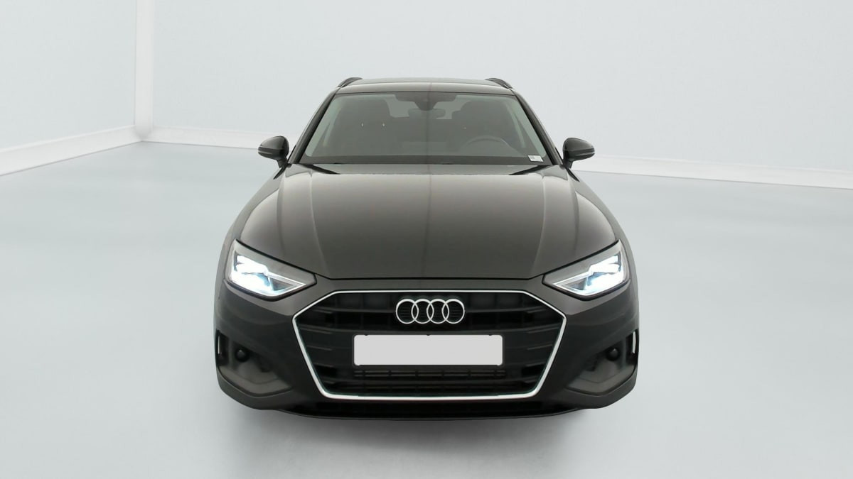 Vente en ligne Audi A4 Avant 35 TFSI 150 S tronic 7 Design au prix de 22 330 €