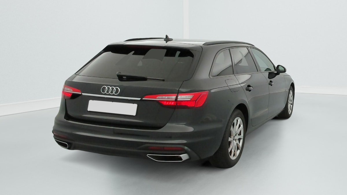 Vente en ligne Audi A4 Avant 35 TFSI 150 S tronic 7 Design au prix de 22 330 €