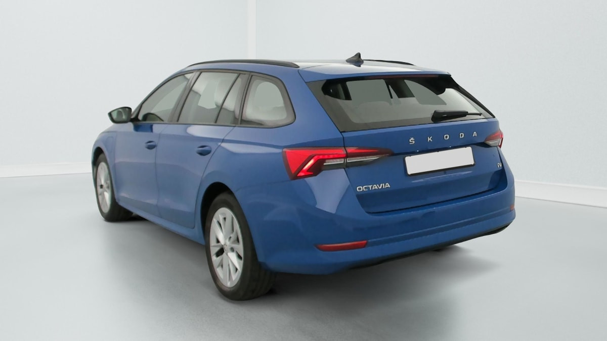 Vente en ligne Skoda Octavia Combi 1.4 TSI PHEV iV 204 ch DSG6e Ambition au prix de 22 330 €