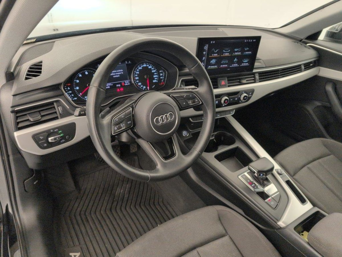 Vente en ligne Audi A4 Avant 35 TFSI 150 S tronic 7 Design au prix de 22 330 €