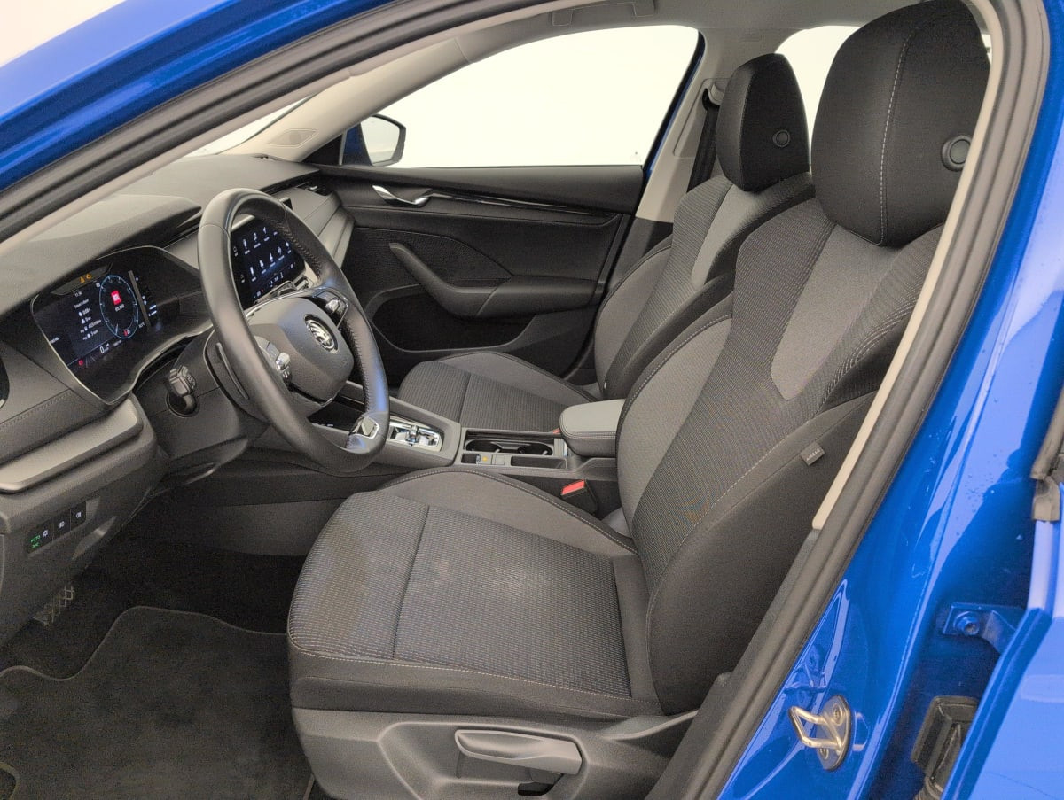 Vente en ligne Skoda Octavia Combi 1.4 TSI PHEV iV 204 ch DSG6e Ambition au prix de 22 330 €