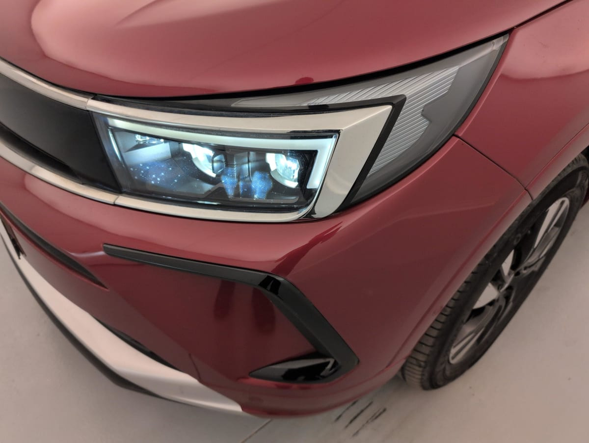 Vente en ligne Opel Grandland X 1.2 Turbo 130 ch BVA8 Elegance Business au prix de 21 100 €