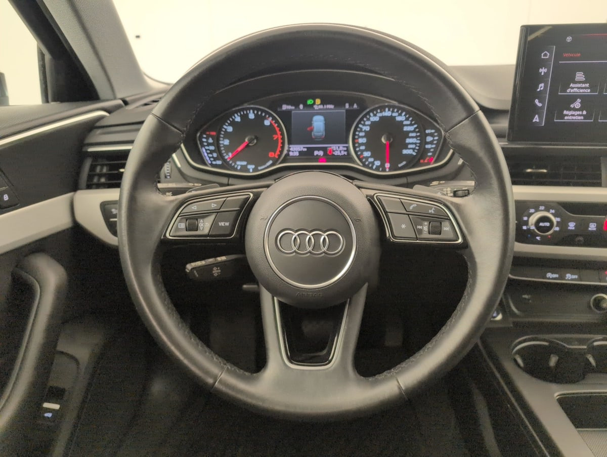 Vente en ligne Audi A4 Avant 35 TFSI 150 S tronic 7 Design au prix de 22 330 €