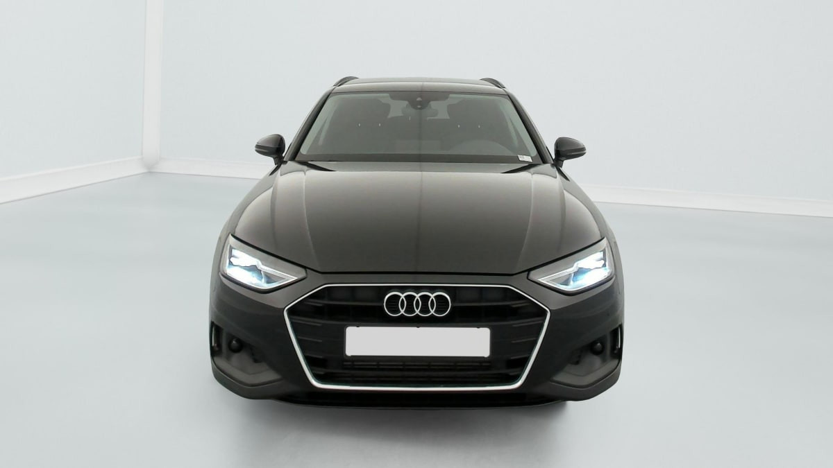 Vente en ligne Audi A4 Avant 35 TFSI 150 S tronic 7 Design au prix de 22 330 €