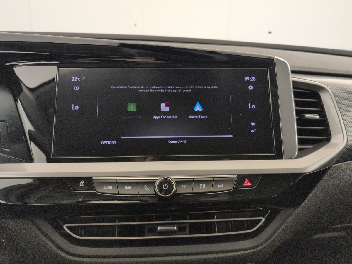 Vente en ligne Opel Grandland X 1.2 Turbo 130 ch BVA8 Elegance Business au prix de 21 100 €