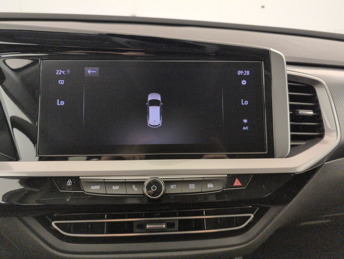 Vente en ligne Opel Grandland X 1.2 Turbo 130 ch BVA8 Elegance Business au prix de 21 100 €