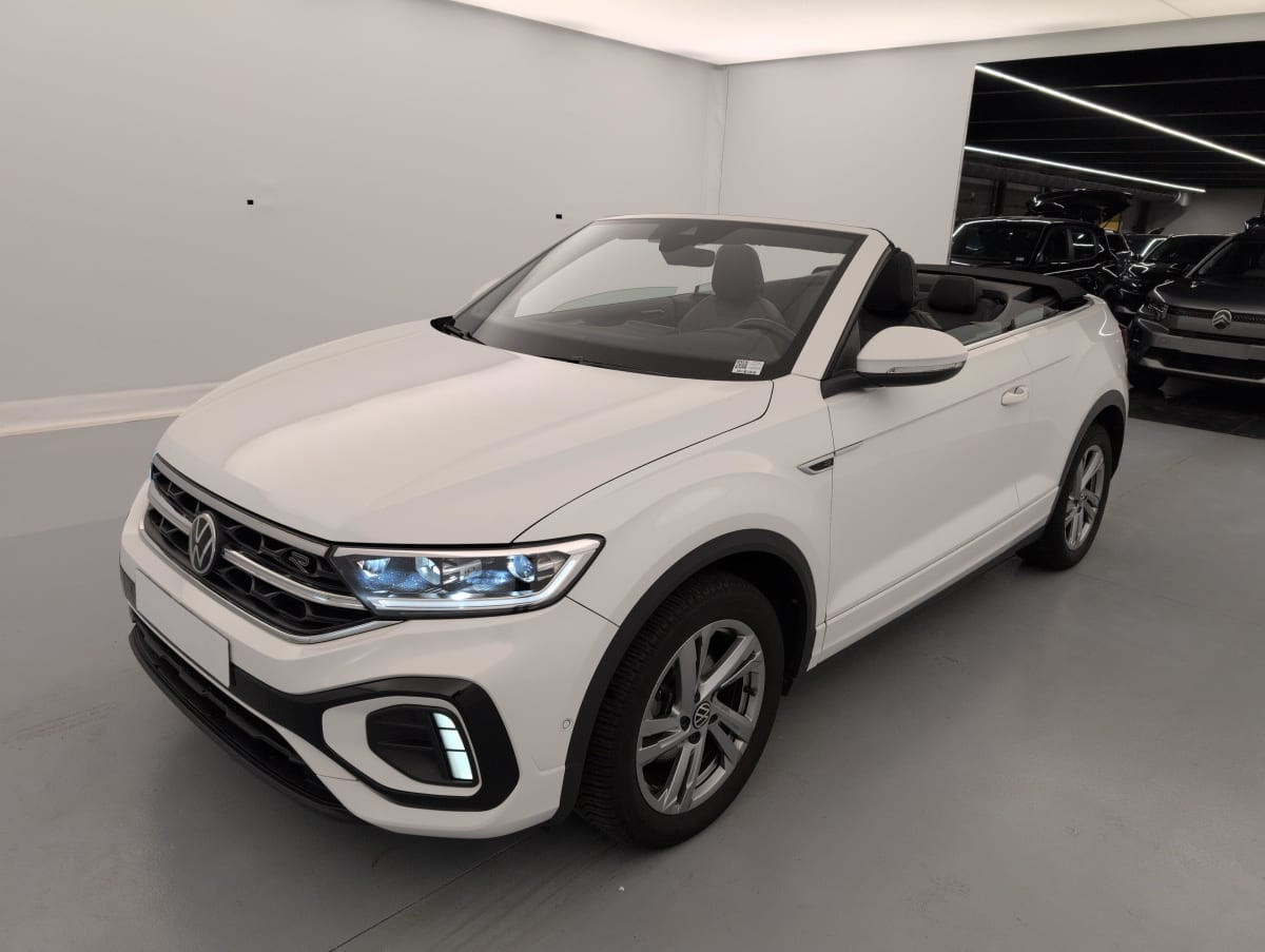 Vente en ligne Volkswagen T-Roc Cabriolet 1.5 TSI EVO 150 START STOP DSG7 R-LINE au prix de 28 510 €