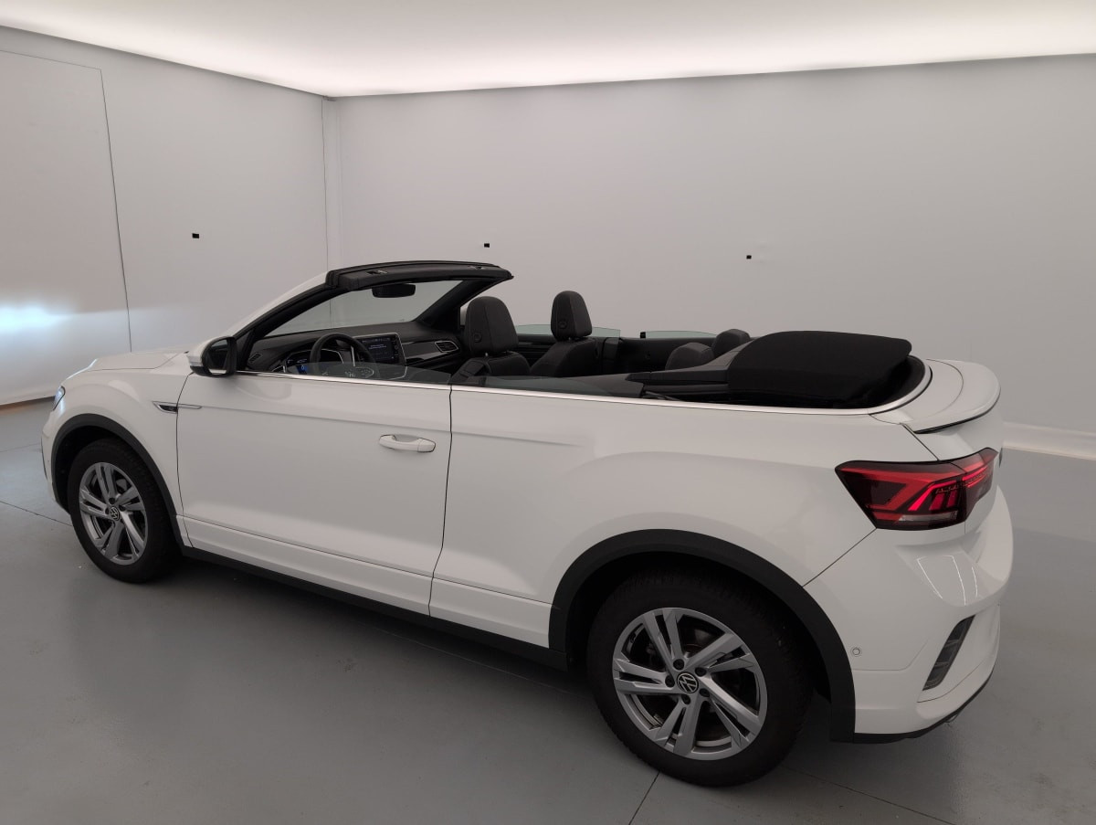 Vente en ligne Volkswagen T-Roc Cabriolet 1.5 TSI EVO 150 START STOP DSG7 R-LINE au prix de 28 510 €