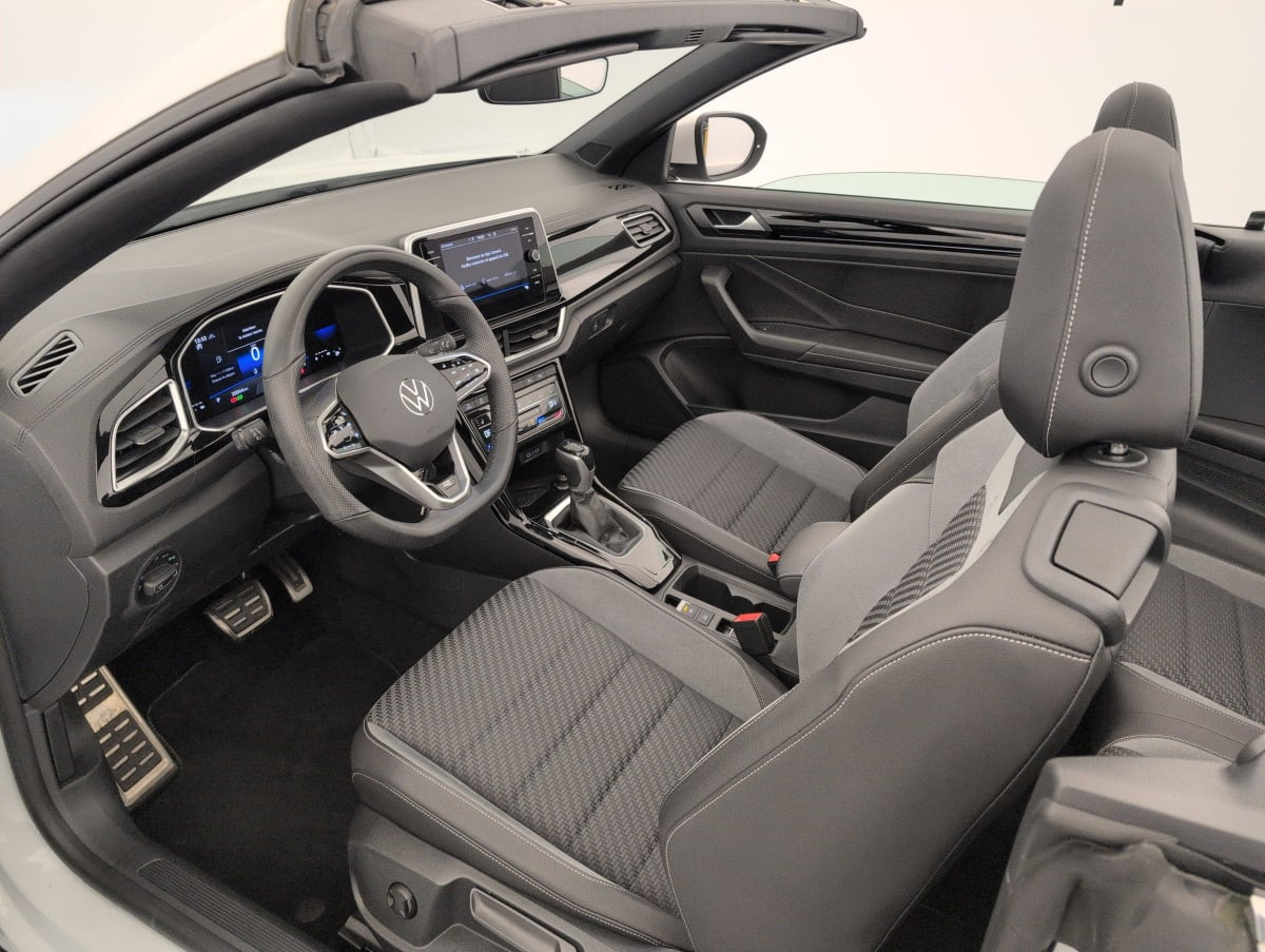 Vente en ligne Volkswagen T-Roc Cabriolet 1.5 TSI EVO 150 START STOP DSG7 R-LINE au prix de 28 510 €