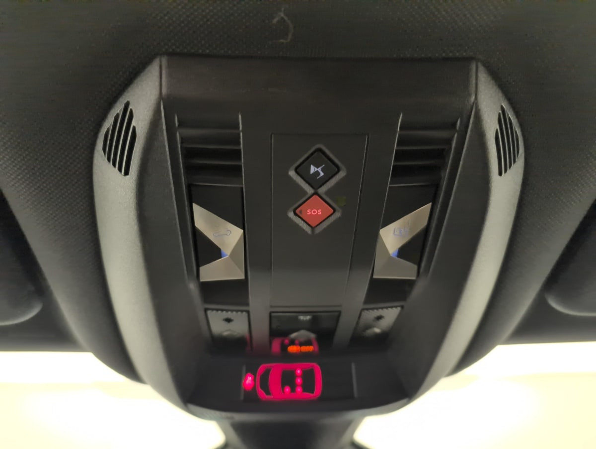Vente en ligne Ds DS7 Crossback BlueHDi 130 EAT8 Etoile au prix de 31 600 €