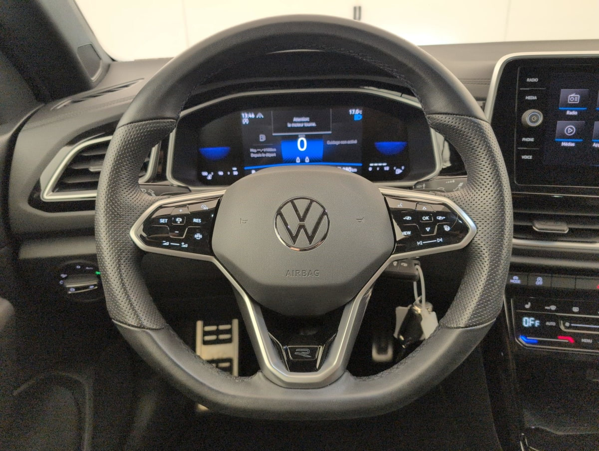 Vente en ligne Volkswagen T-Roc Cabriolet 1.5 TSI EVO 150 START STOP DSG7 R-LINE au prix de 28 510 €
