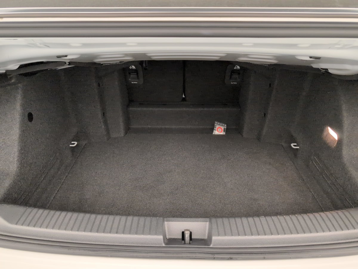 Vente en ligne Volkswagen T-Roc Cabriolet 1.5 TSI EVO 150 START STOP DSG7 R-LINE au prix de 28 510 €