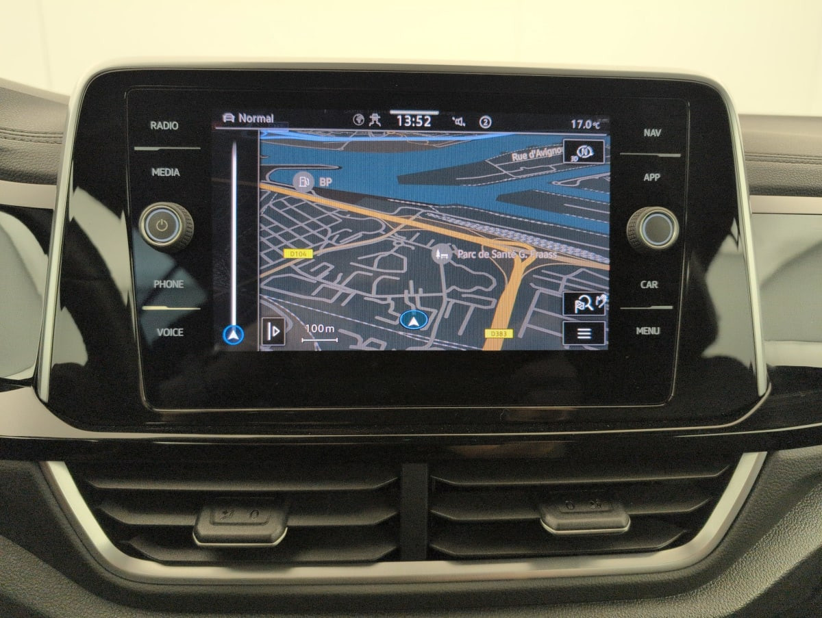 Vente en ligne Volkswagen T-Roc Cabriolet 1.5 TSI EVO 150 START STOP DSG7 R-LINE au prix de 28 510 €