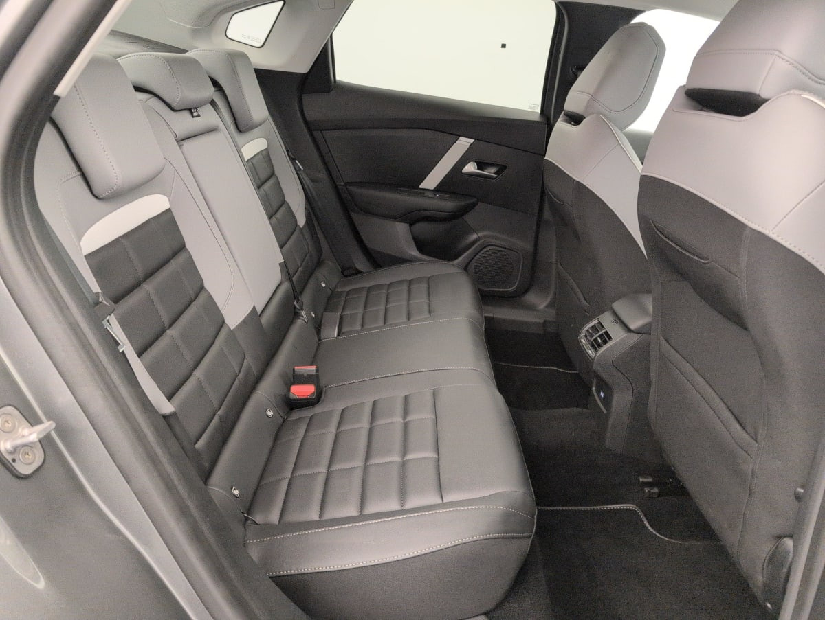 Vente en ligne Citroën C4 X Hybride 145 ch e-DCS6 Max au prix de 20 270 €