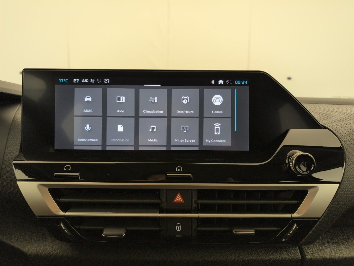 Vente en ligne Citroën C4 Hybride 145 ch e-DCS6 Plus au prix de 18 830 €
