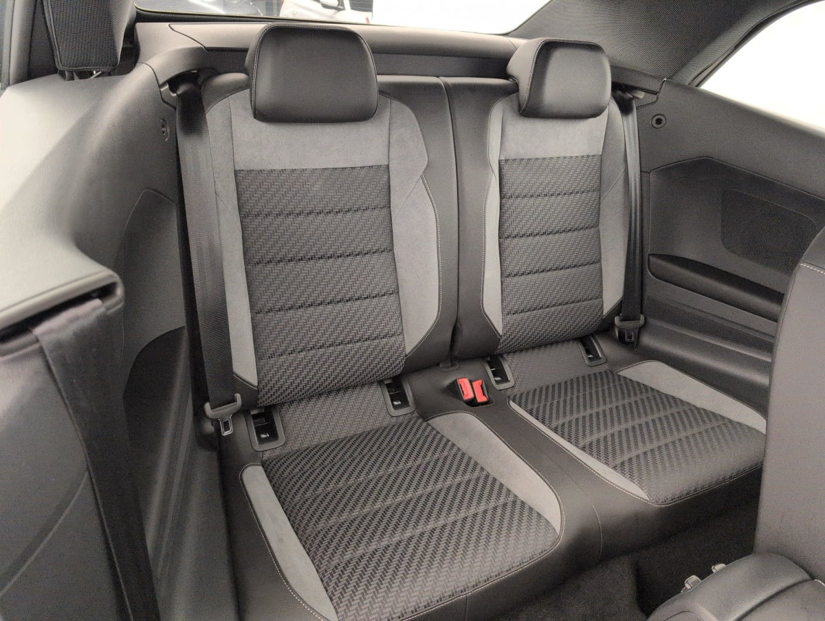 Vente en ligne Volkswagen T-Roc Cabriolet 1.5 TSI EVO 150 START STOP DSG7 R-LINE au prix de 28 510 €