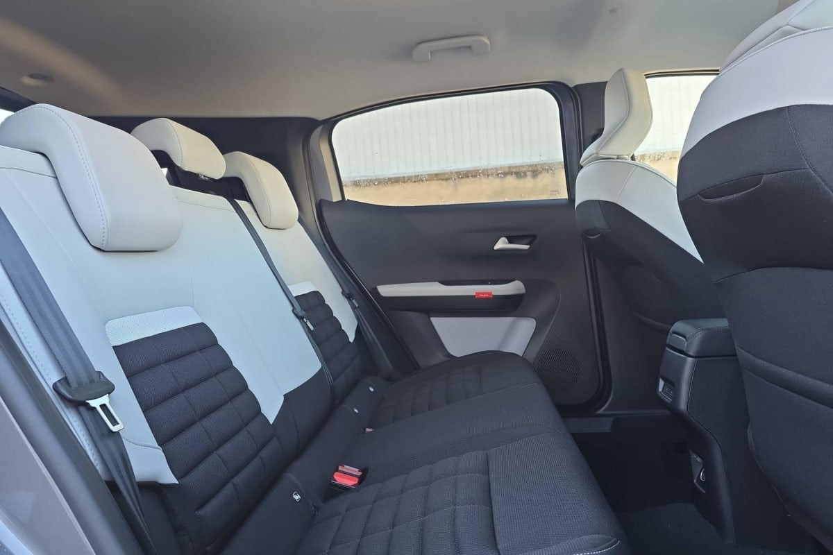 Vente en ligne Citroën C3 Aircross Hybride 145 e-DCS6 Max au prix de 24 280 €