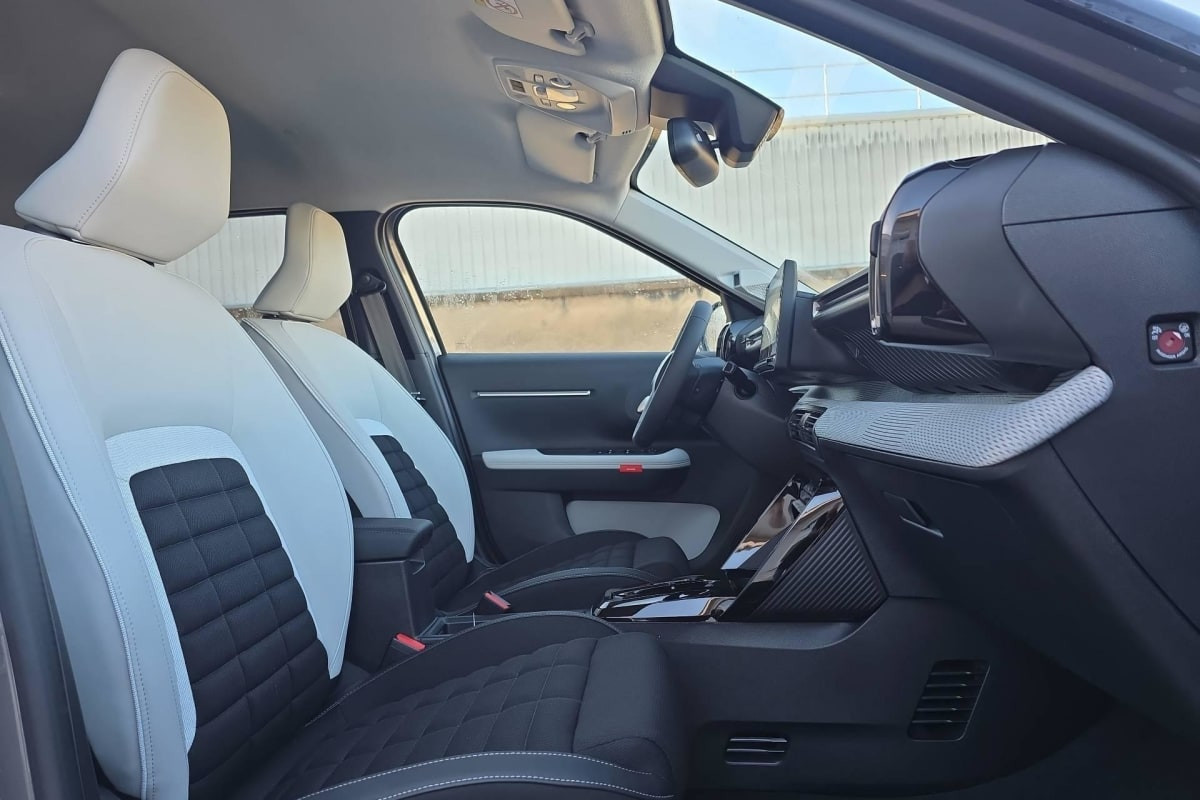 Vente en ligne Citroën C3 Aircross Hybride 145 e-DCS6 Max au prix de 24 280 €