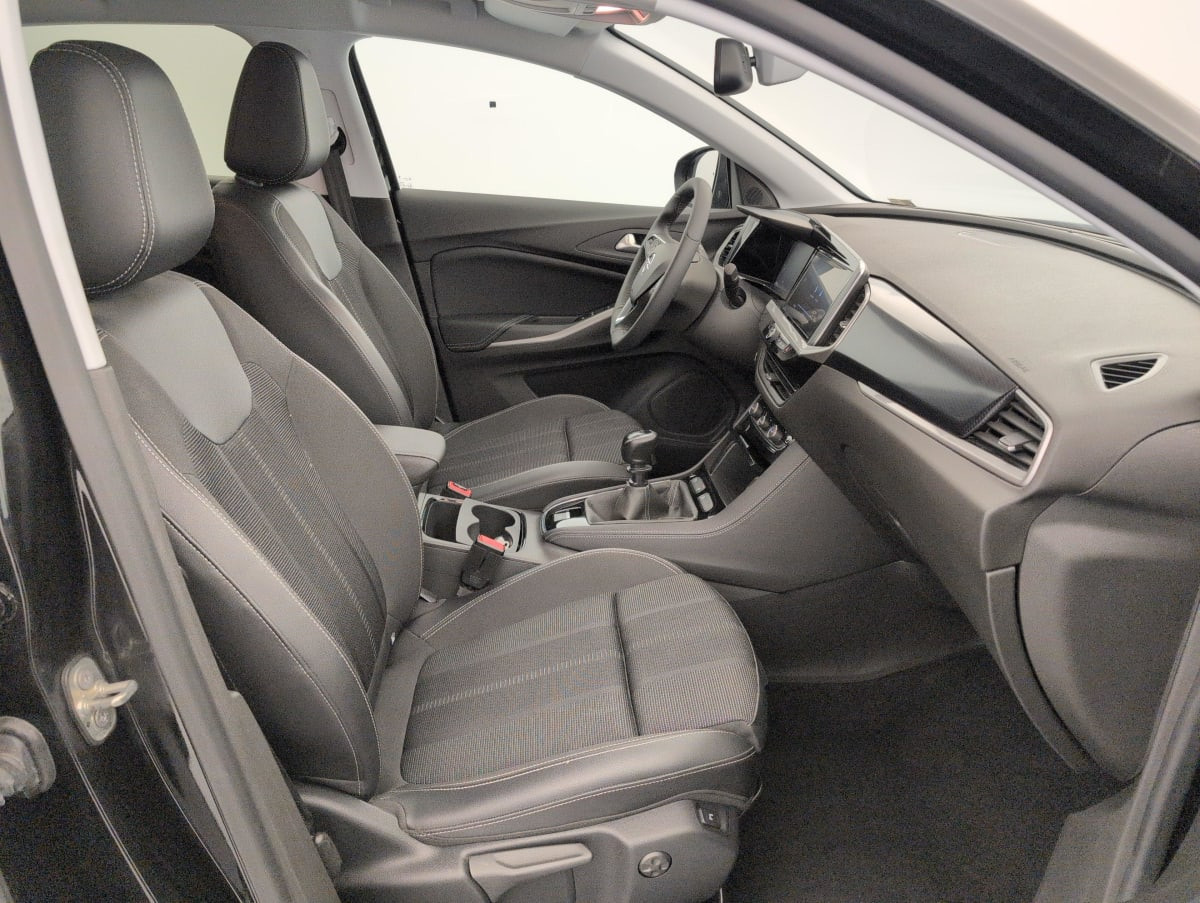 Vente en ligne Opel Grandland X 1.2 Turbo 130 ch GS au prix de 17 800 €