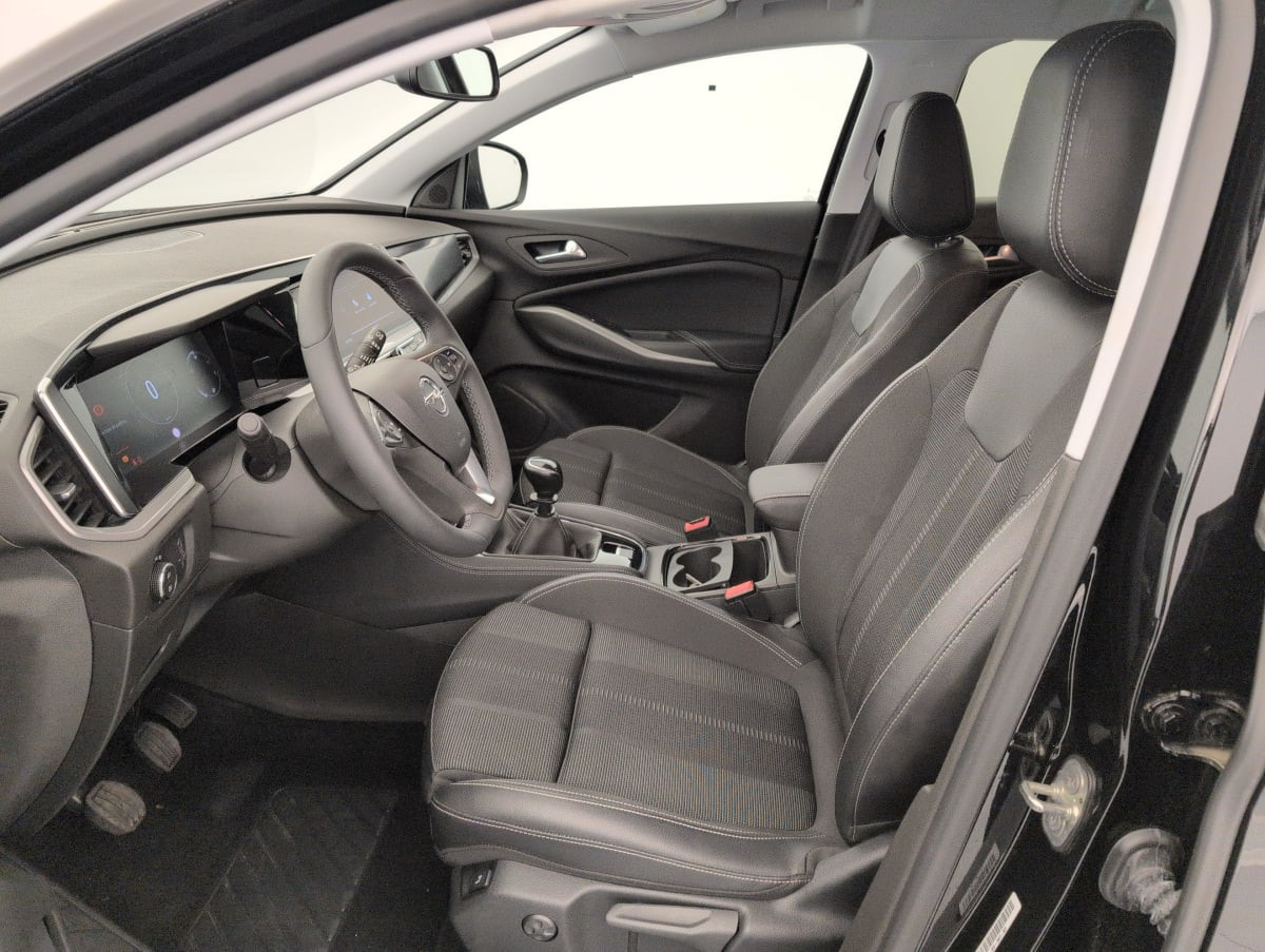 Vente en ligne Opel Grandland X 1.2 Turbo 130 ch GS au prix de 17 800 €