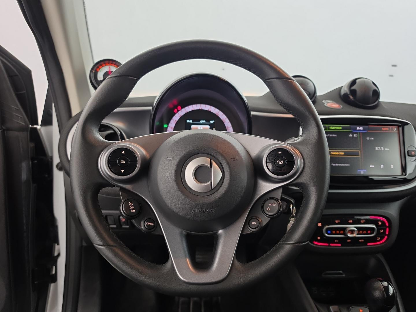 Vente en ligne Smart ForTwo Coupe EQ 82ch passion + Chargeur rapide 22kW au prix de 12 980 €