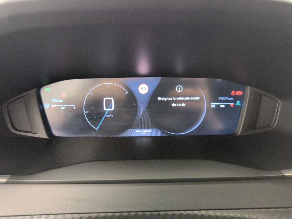 Vente en ligne Peugeot 2008 100 S S BVM6 Allure au prix de 17 180 €