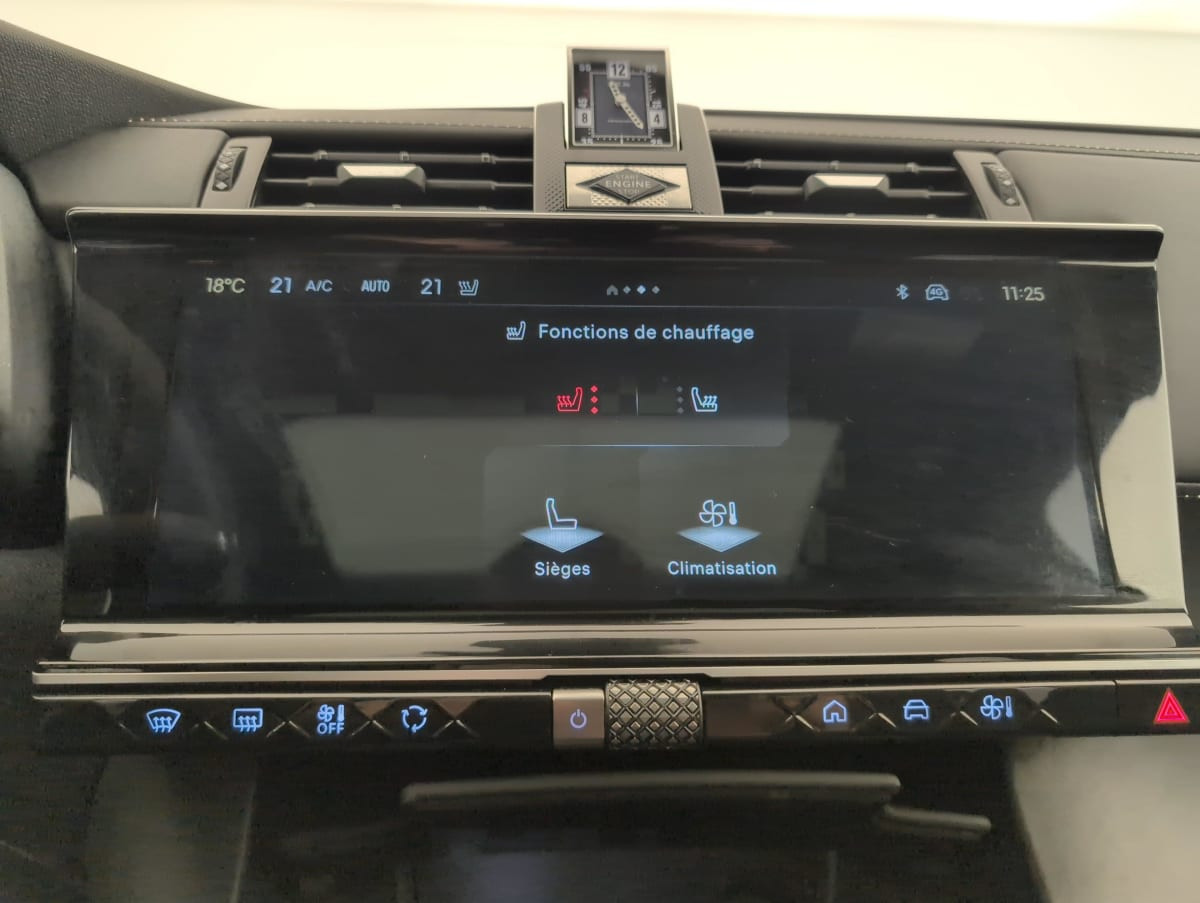 Vente en ligne Ds DS7 Crossback Hybride Rechargeable E-Tense 225 EAT8 Opera au prix de 33 660 €