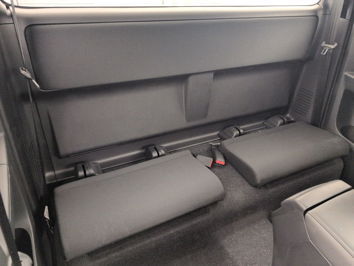 Vente en ligne Isuzu D-Max 2.2L SPACE CABINE M T PRESTIGE au prix de 45 820 €
