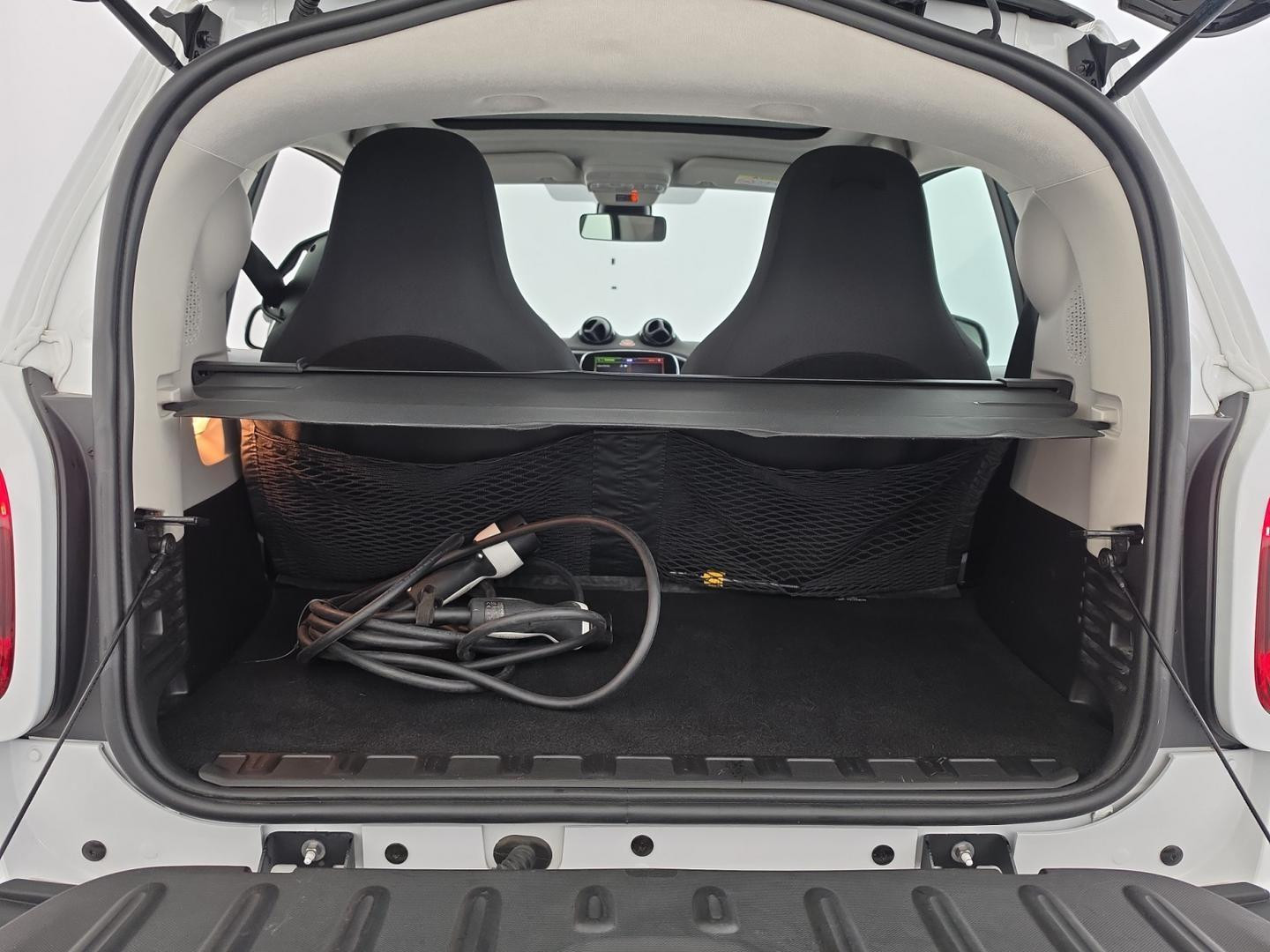 Vente en ligne Smart ForTwo Coupe EQ 82ch passion + Chargeur rapide 22kW au prix de 12 980 €