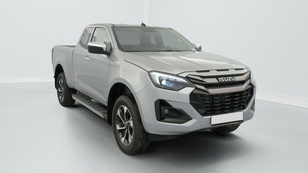 Vente en ligne Isuzu D-Max 2.2L SPACE CABINE M T PRESTIGE au prix de 45 820 €