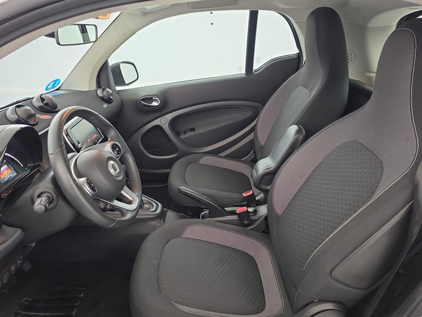 Vente en ligne Smart ForTwo Coupe EQ 82ch passion + Chargeur rapide 22kW au prix de 12 980 €
