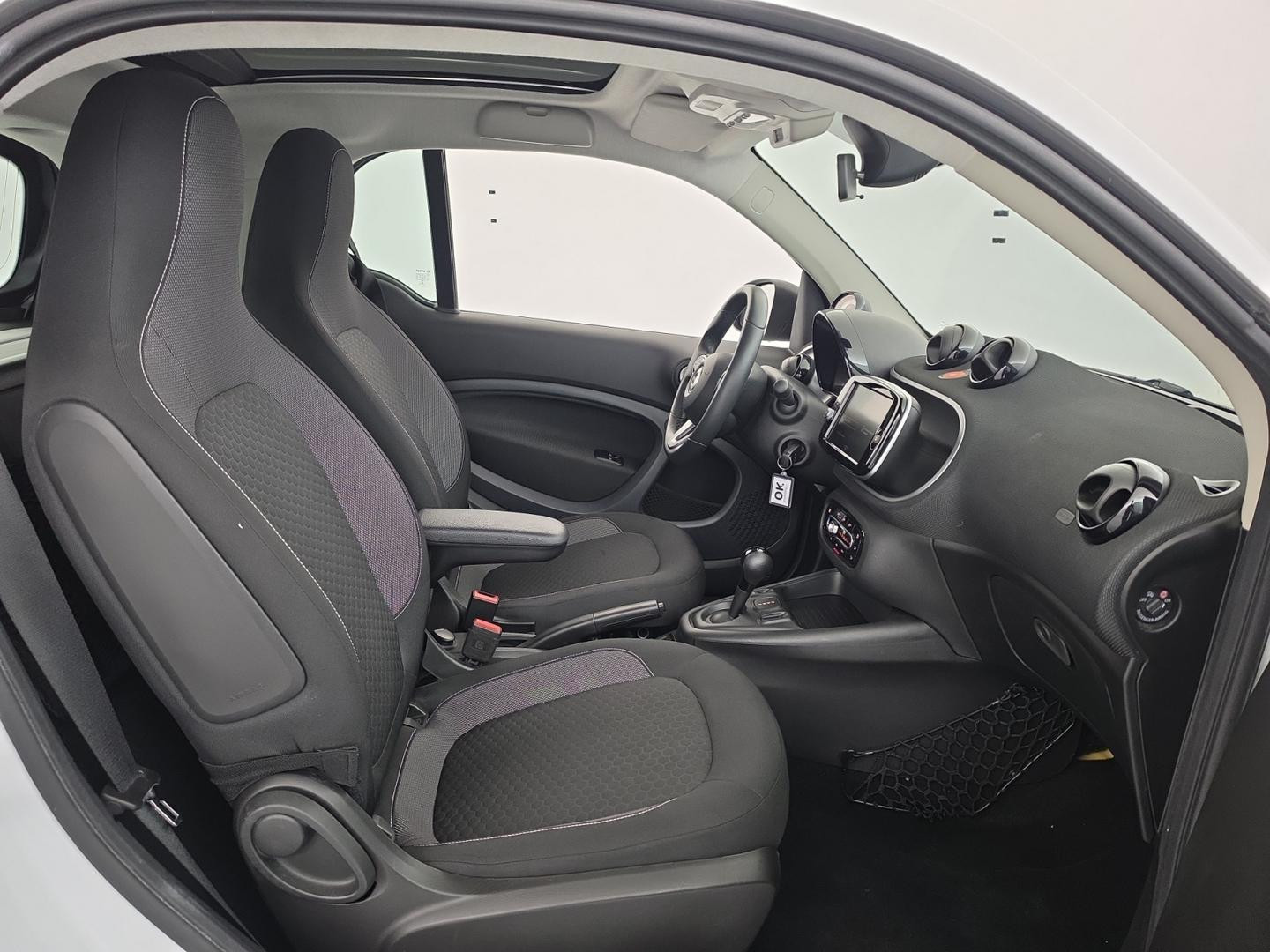 Vente en ligne Smart ForTwo Coupe EQ 82ch passion + Chargeur rapide 22kW au prix de 12 980 €