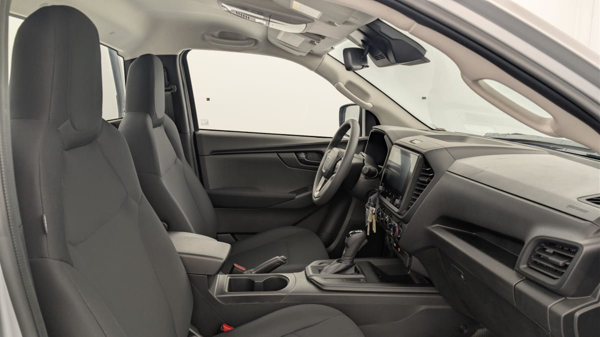 Vente en ligne Isuzu D-Max 2.2L SINGLE CABINE A T B-STRONG au prix de 38 410 €
