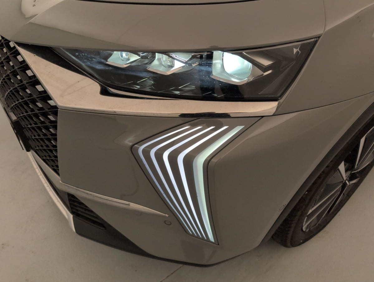 Vente en ligne Ds DS7 Crossback Hybride Rechargeable E-Tense 225 EAT8 Opera au prix de 33 660 €