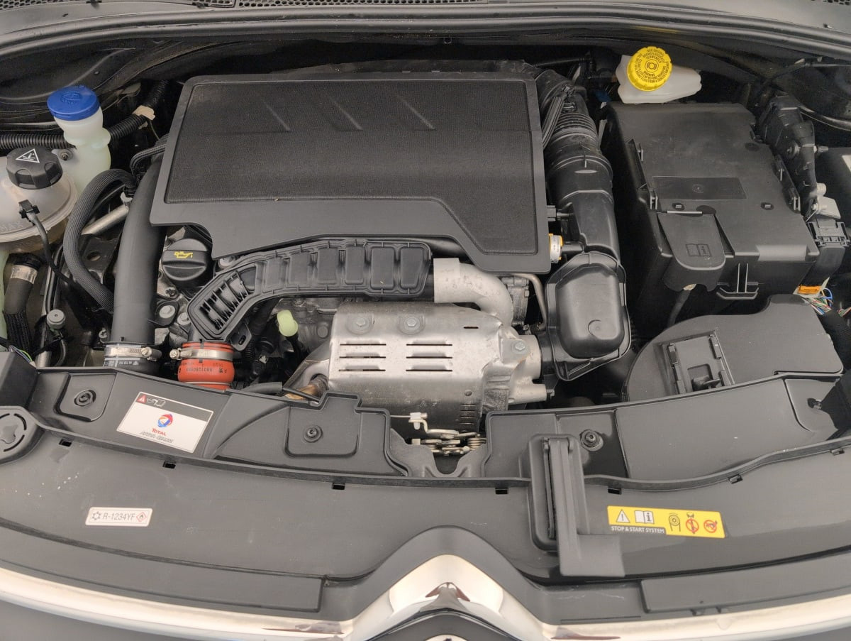 Vente en ligne Citroën C3 PureTech 110 S S BVM6 Shine au prix de 12 550 €