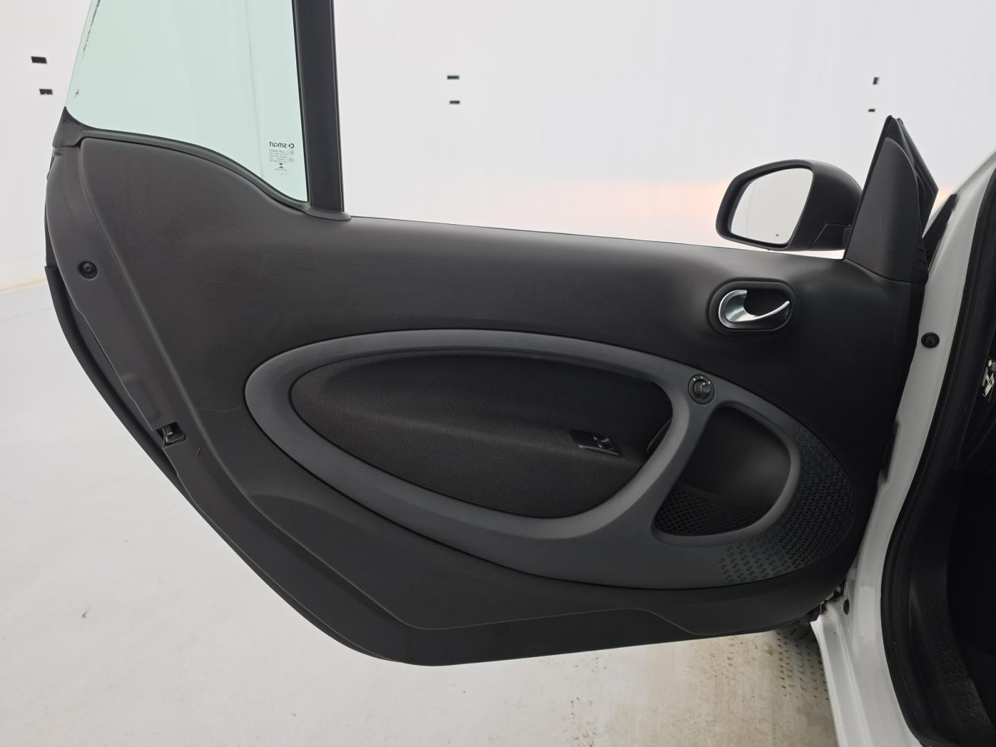 Vente en ligne Smart ForTwo Coupe EQ 82ch passion + Chargeur rapide 22kW au prix de 12 980 €