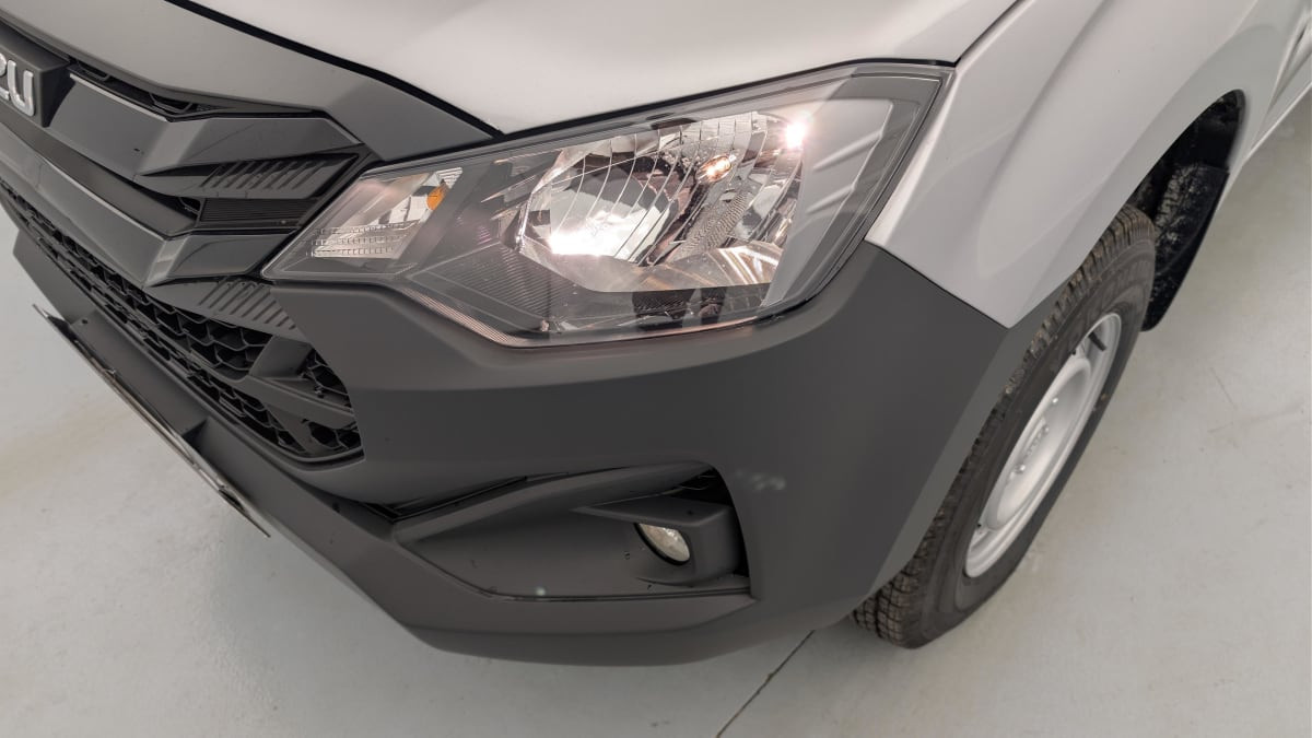 Vente en ligne Isuzu D-Max 2.2L SINGLE CABINE A T B-STRONG au prix de 38 410 €