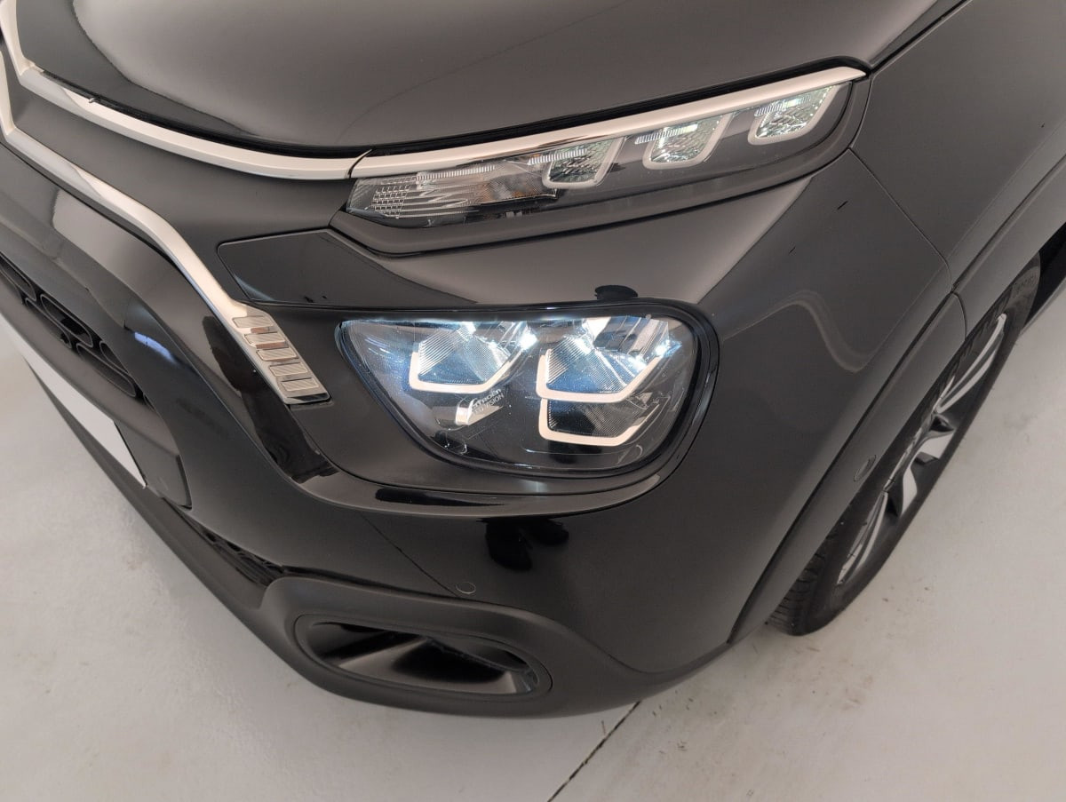 Vente en ligne Citroën C3 PureTech 110 S S BVM6 Shine au prix de 12 550 €