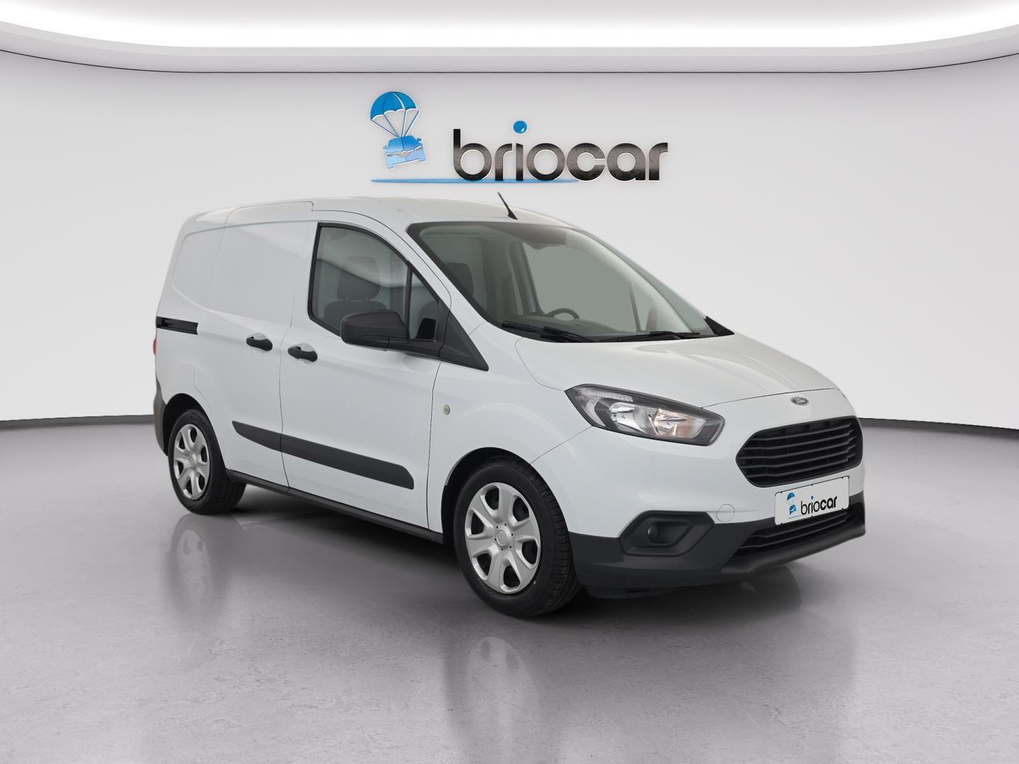 Vente en ligne Ford Transit Courier 1.5 TDCI 100ch Trend au prix de 13 990 €
