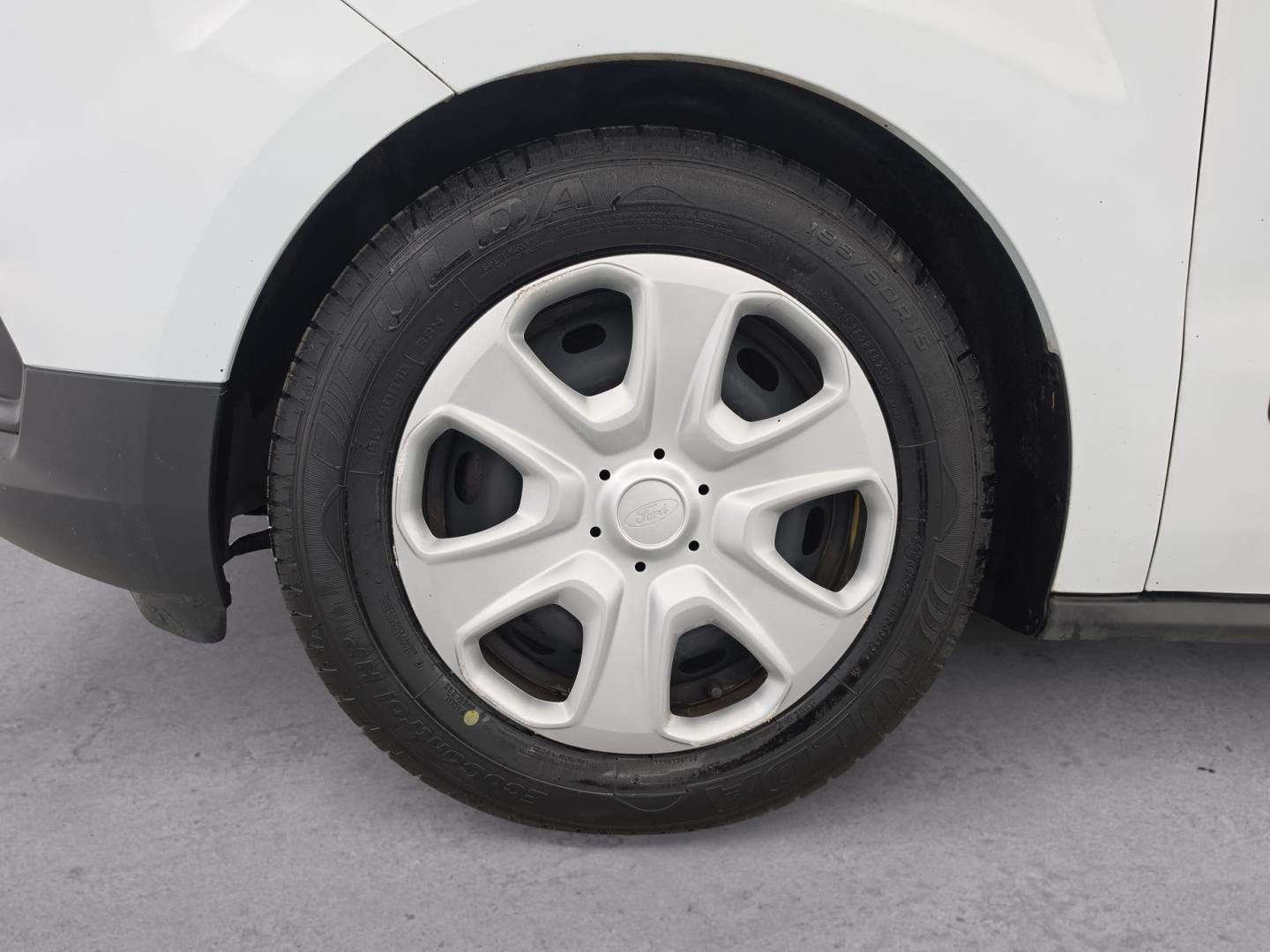 Vente en ligne Ford Transit Courier 1.5 TDCI 100ch Trend au prix de 13 990 €