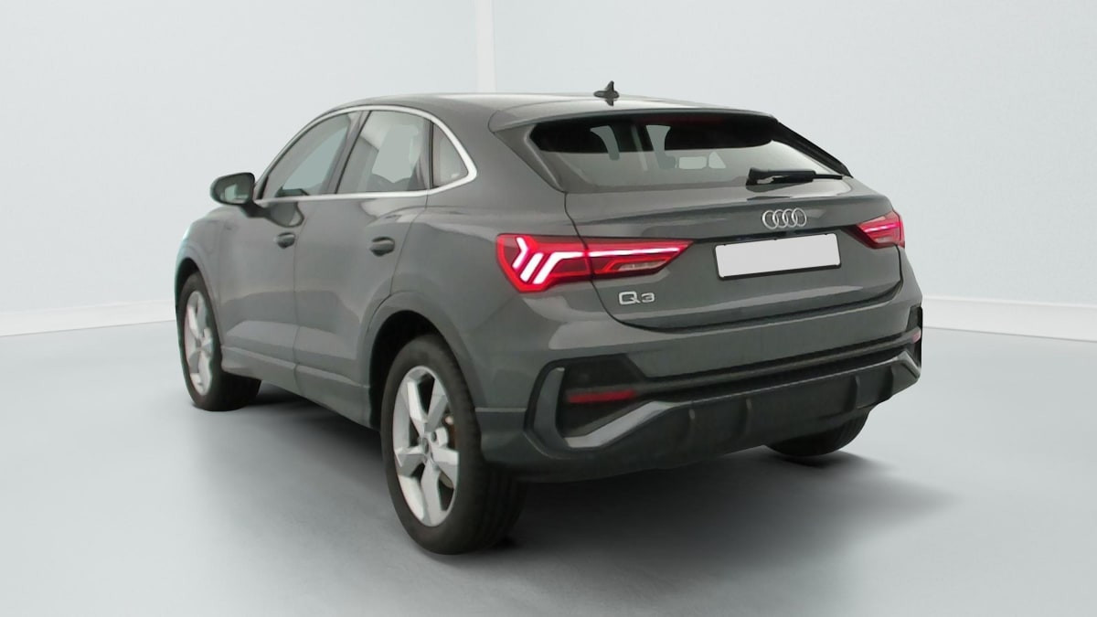 Vente en ligne Audi Q3 Sportback 45 TFSIe 245 ch S tronic 6 Design au prix de 33 660 €