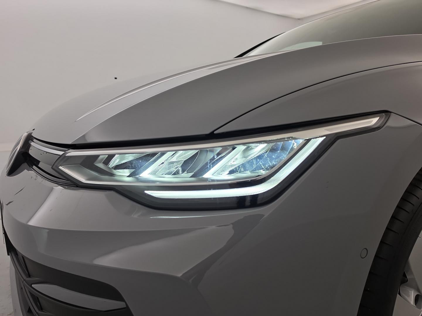 Vente en ligne Volkswagen Golf 1.5 eTSI116ch VW Edition DSG7 au prix de 25 990 €