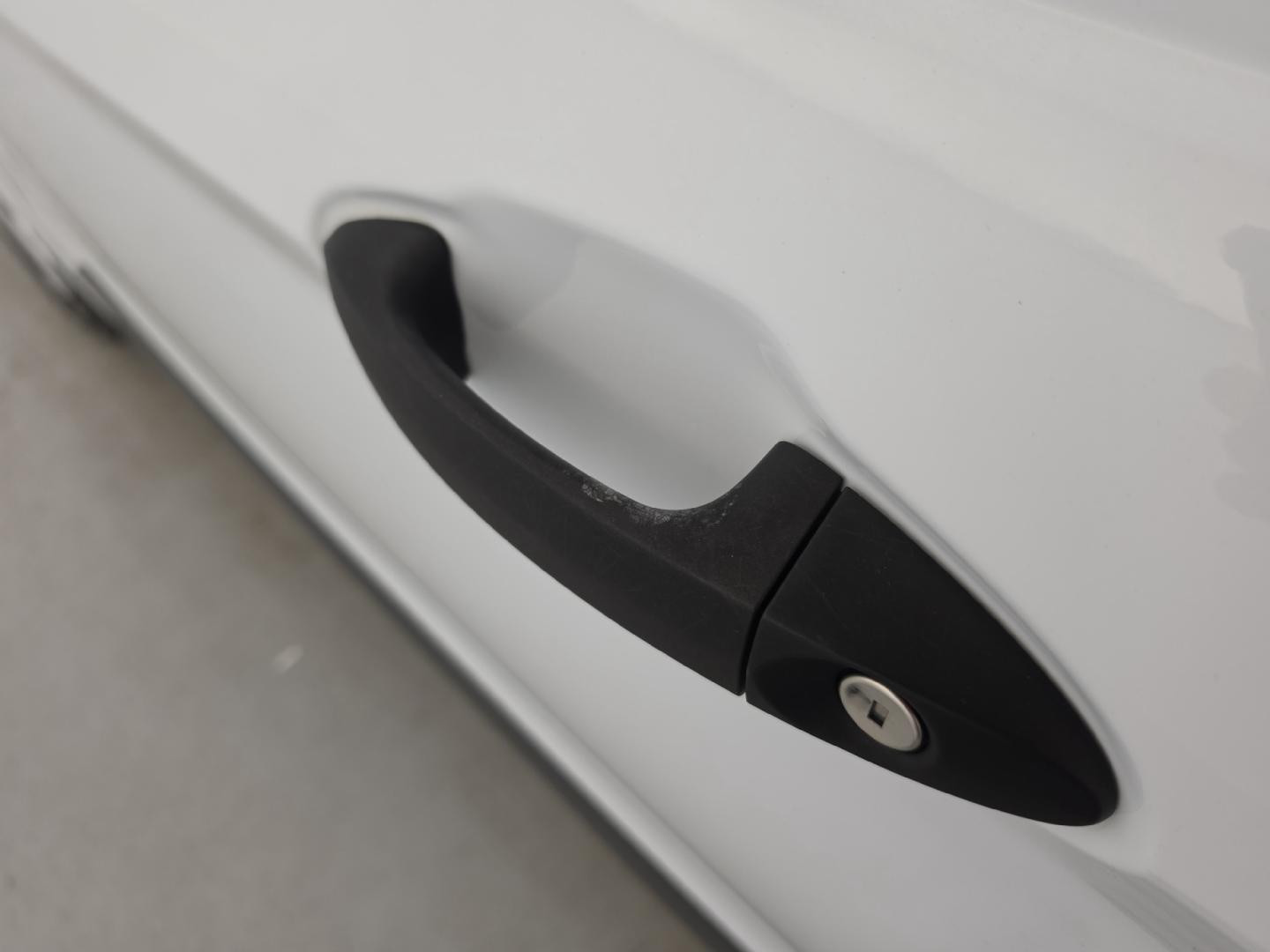 Vente en ligne Ford Transit Courier 1.5 TDCI 100ch Trend au prix de 13 990 €