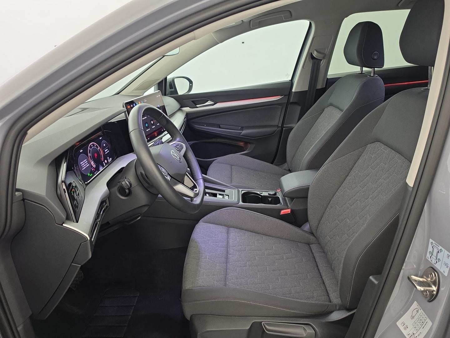 Vente en ligne Volkswagen Golf 1.5 eTSI116ch VW Edition DSG7 au prix de 25 990 €